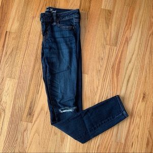 American Eagle Destroyed Jeggings Size 2